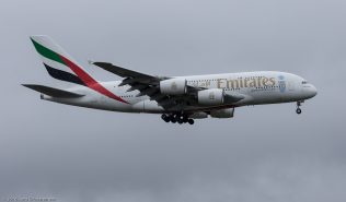 Emirates_A388_A6-EDQ_ZRH160214