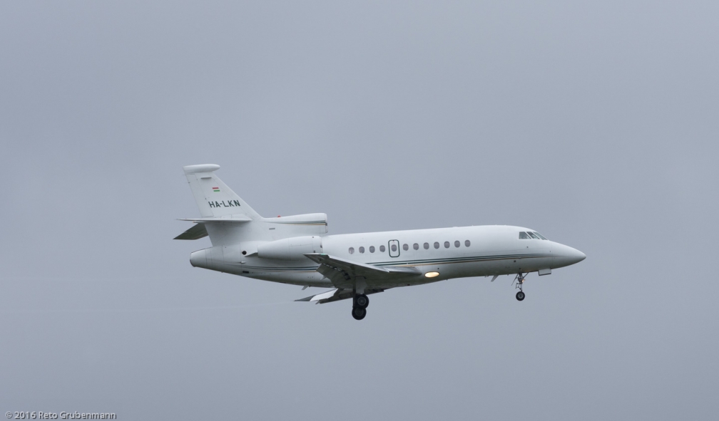 AirInvest_F900_HA-LKN_ZRH160214