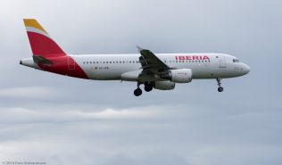 Iberia_A320_EC-JFN_ZRH160221