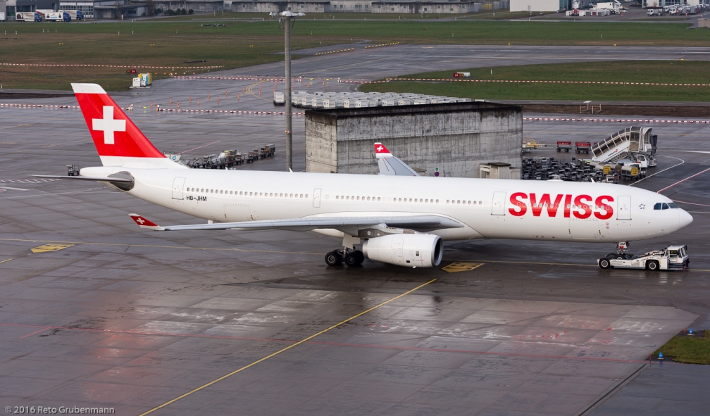 Swiss_A333_HB-JHM_ZRH160326
