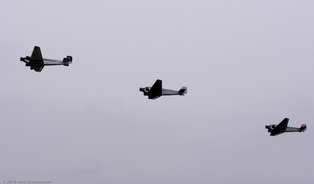 JU-Air_JU52_HB-HOP_HB-HOS_HB-HOT_ZRH160408