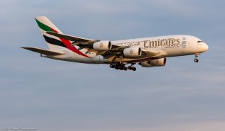 Emirates_A388_A6-EOF_ZRH160526