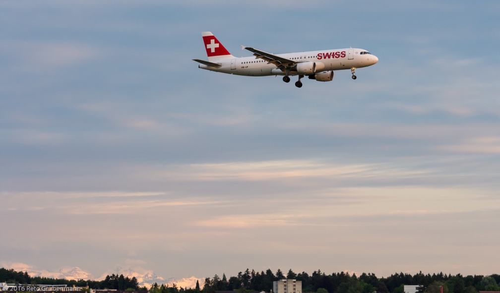 Swiss_A320_HB-IJF_ZRH160526