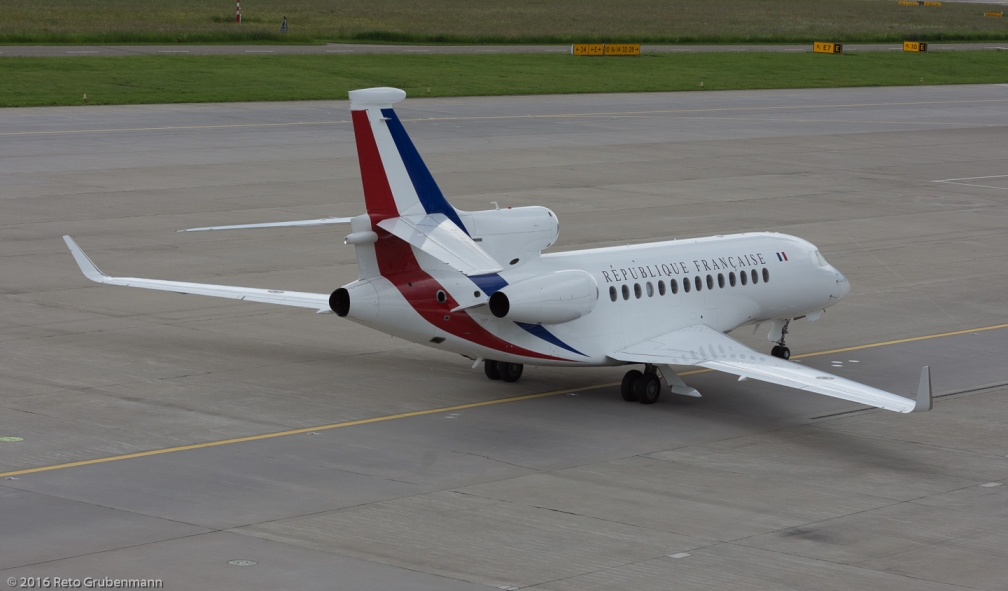 RepubliqueFrancaise_FA7X_F-RAFA_ZRH160601