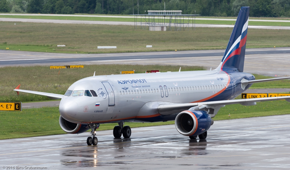 Aeroflot_A320_VP-BRY_ZRH160604