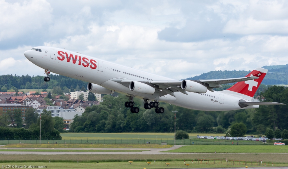 Swiss_A343_HB-JMA_ZRH160604