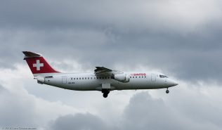 Swiss_RJ1H_HB-IXS_ZRH160614