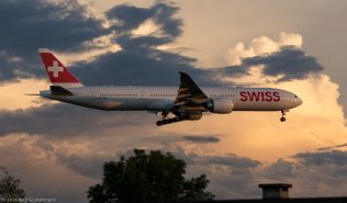 Swiss_B77W_HB-JND_ZRH160617