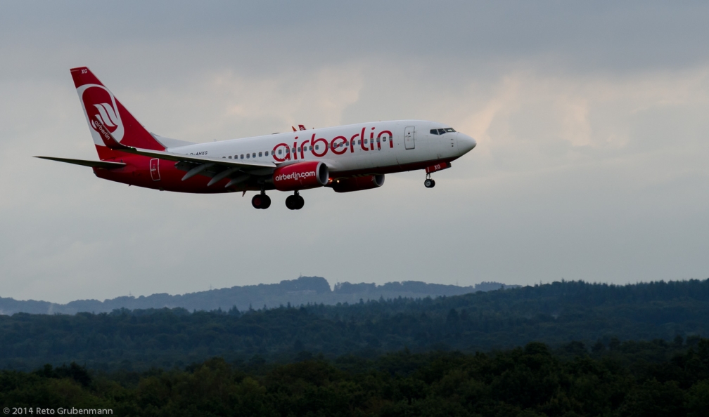 AirBerlin_B737_D-AHXG_CGN140818