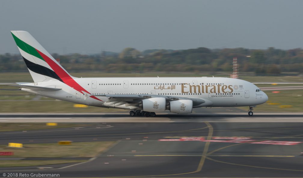 Emirates_A388_A6-EDP_DUS181019_05