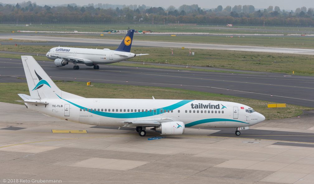 TailwindAirlines_B734_TC-TLR_DUS181019