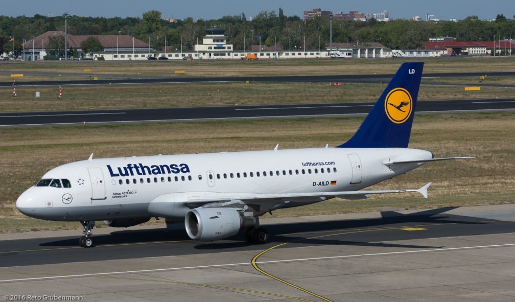 Lufthansa_A319_D-AILD_TXL160915