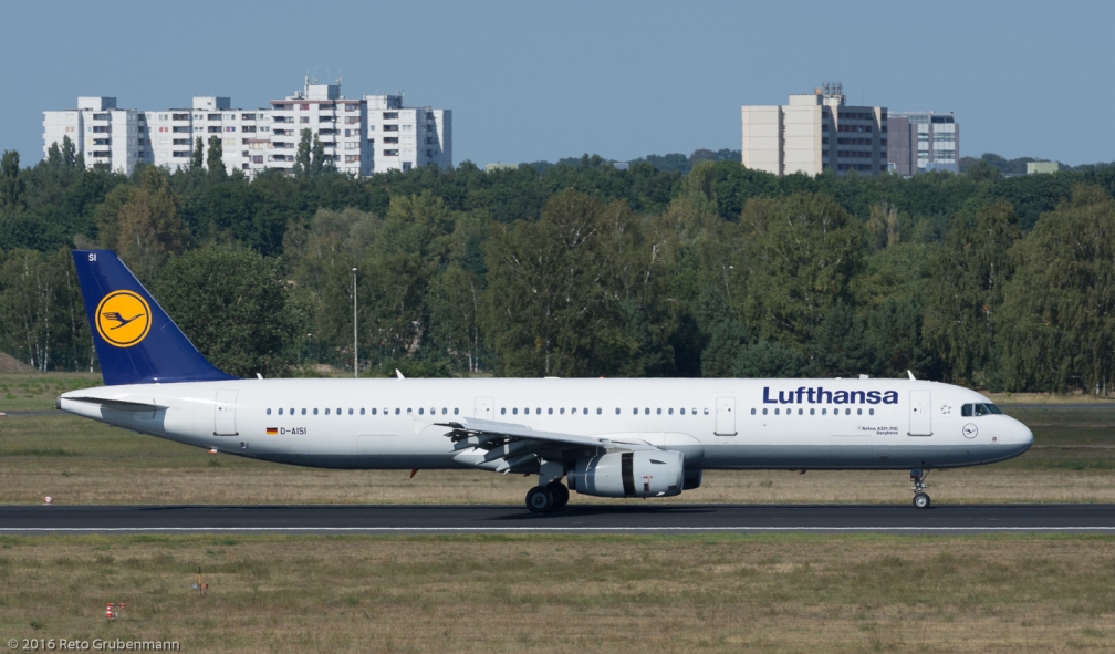 Lufthansa_A321_D-AISI_TXL160915