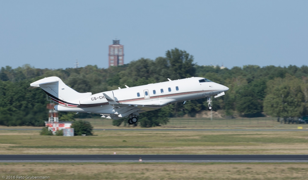 NetJetsEurope_CL35_CS-CHC_TXL160915_02