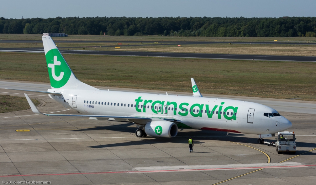 Transavia_B738_F-GZHU_TXL160915_04