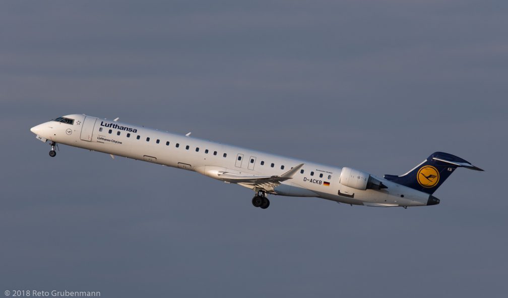 Lufthansa_CRJ9_D-ACKB_ZRH180223