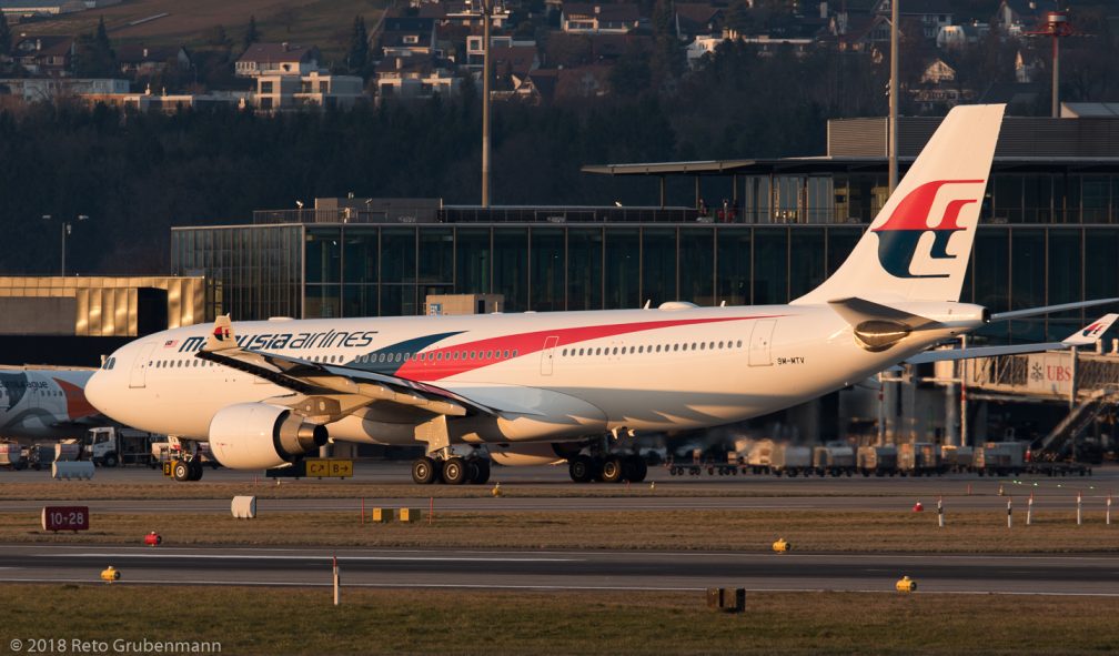 MalaysiaAirlines_A332_9M-MTV_ZRH180323_02