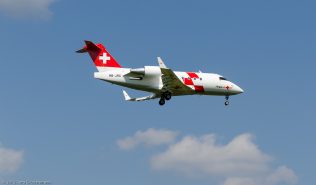 Rega_CL60_HB-JRC_ZRH120810