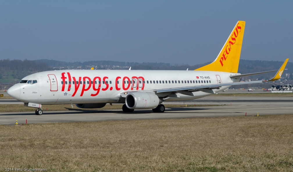PegasusAirlines_B738_TC-AAS_ZRH140308