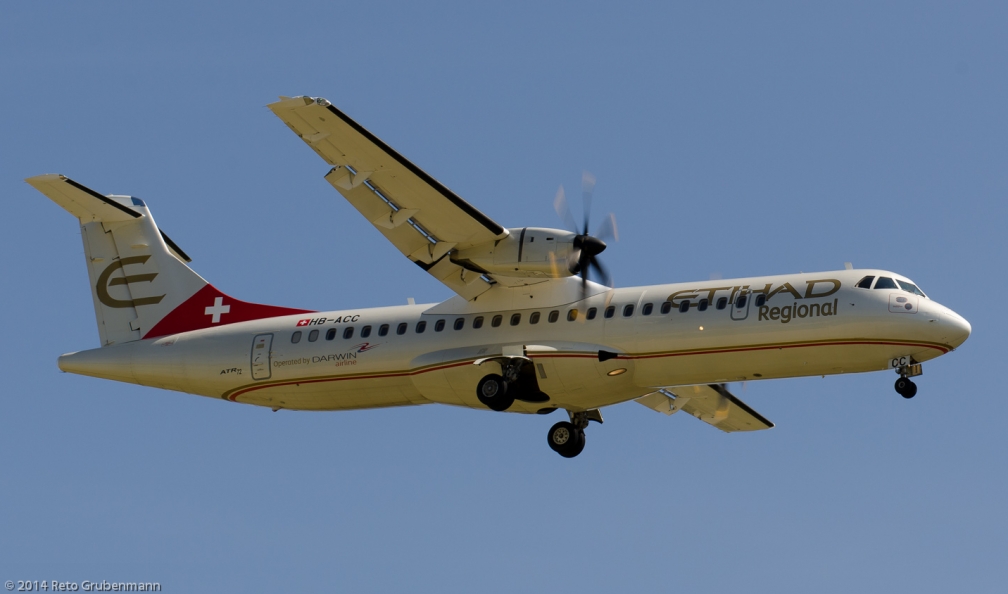 DarwinAirline_AT75_HB-ACC_ZRH140621_02