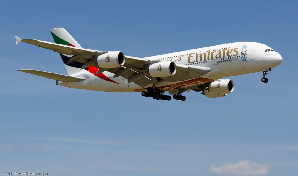 Emirates_A388_A6-EEG_ZRH140621