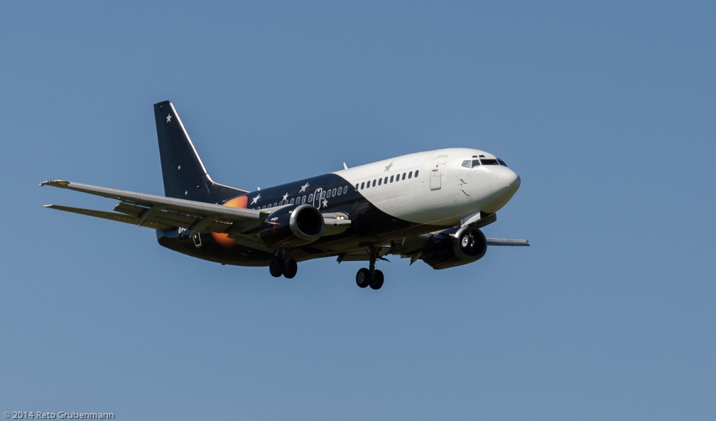 TitanAirways_B733_G-POWC_ZRH140621_01