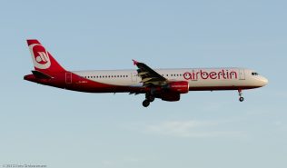 AirBerlin_A321_D-ABCJ_ZRH150628