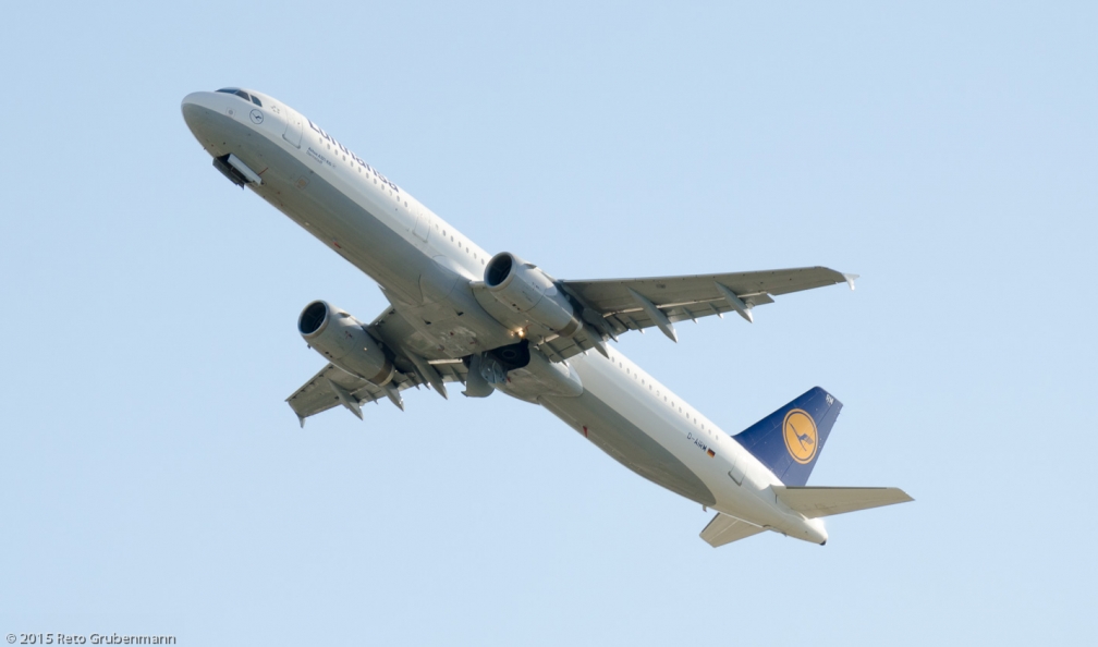 Lufthansa_A321_D-AIRM_ZRH150710