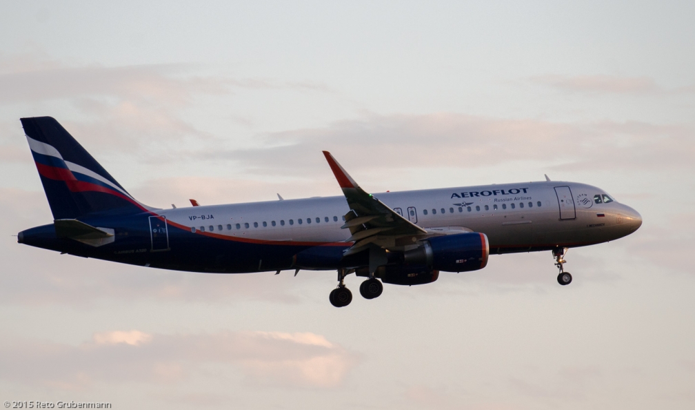Aeroflot_A320_VP-BJA_ZRH150713
