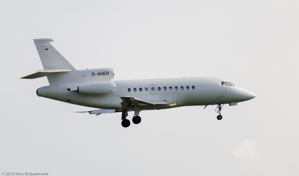 HeronLuftfahrt_F900_D-AHER_ZRH150719