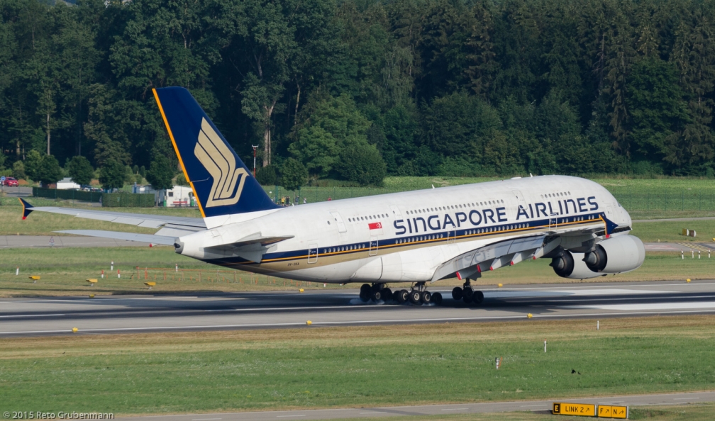 SingaporeAirlines_A388_9V-SKA_ZRH150719