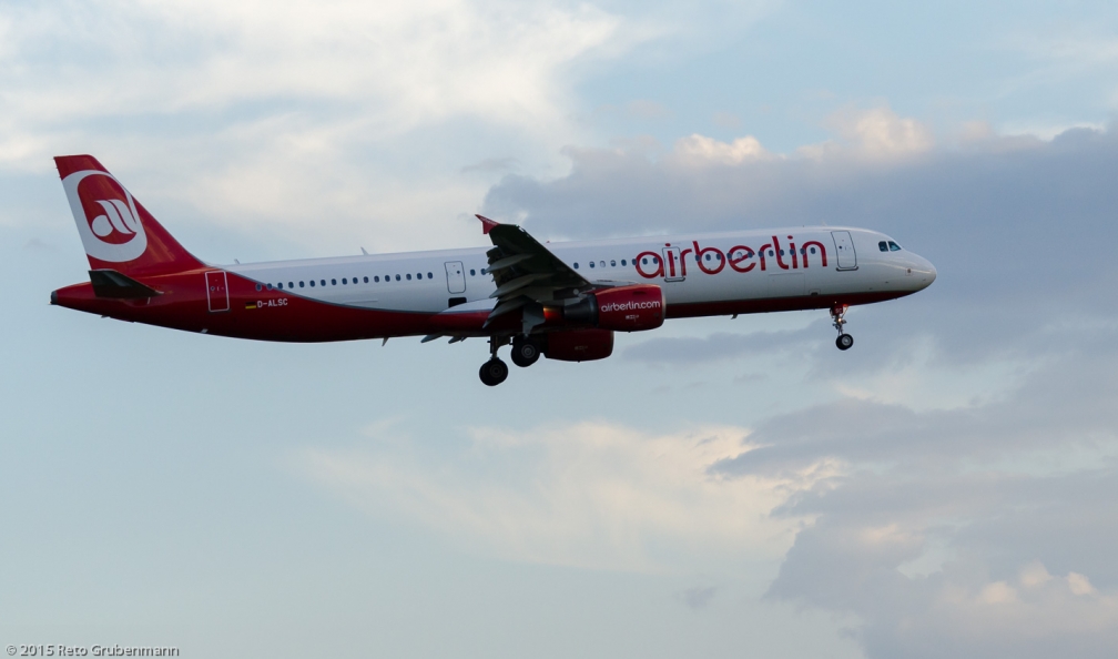 AirBerlin_A321_D-ALSC_ZRH150727