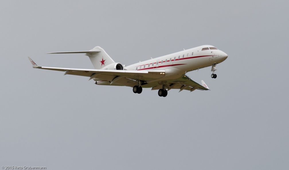 HedaAirlines_GL5T_M-CCCP_ZRH150913_01