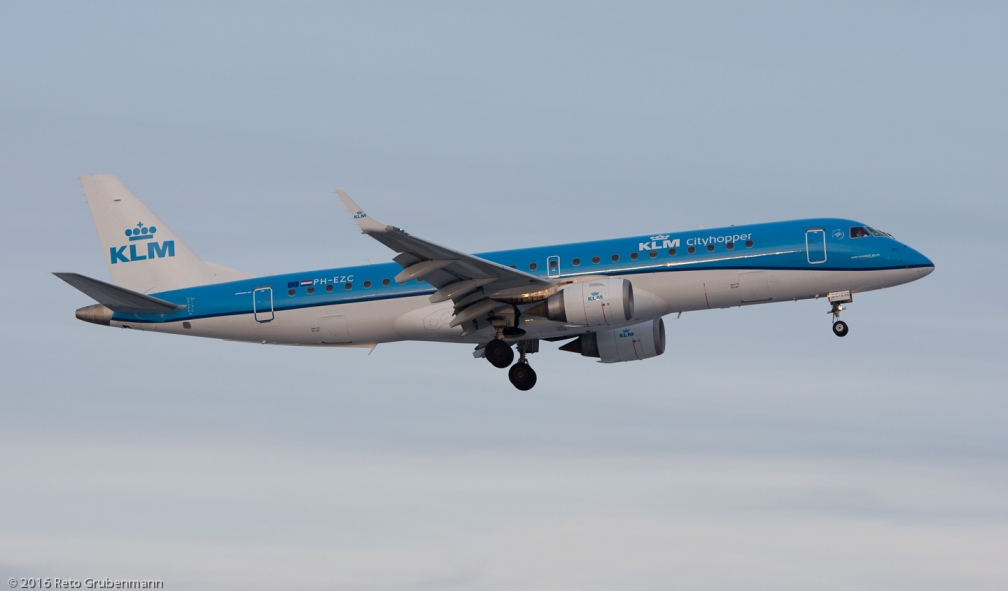 KLM_E190_PH-EZC_ZRH160118