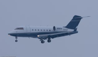BombardierAerospaceCorp_CL60_N1821U_ZRH160120