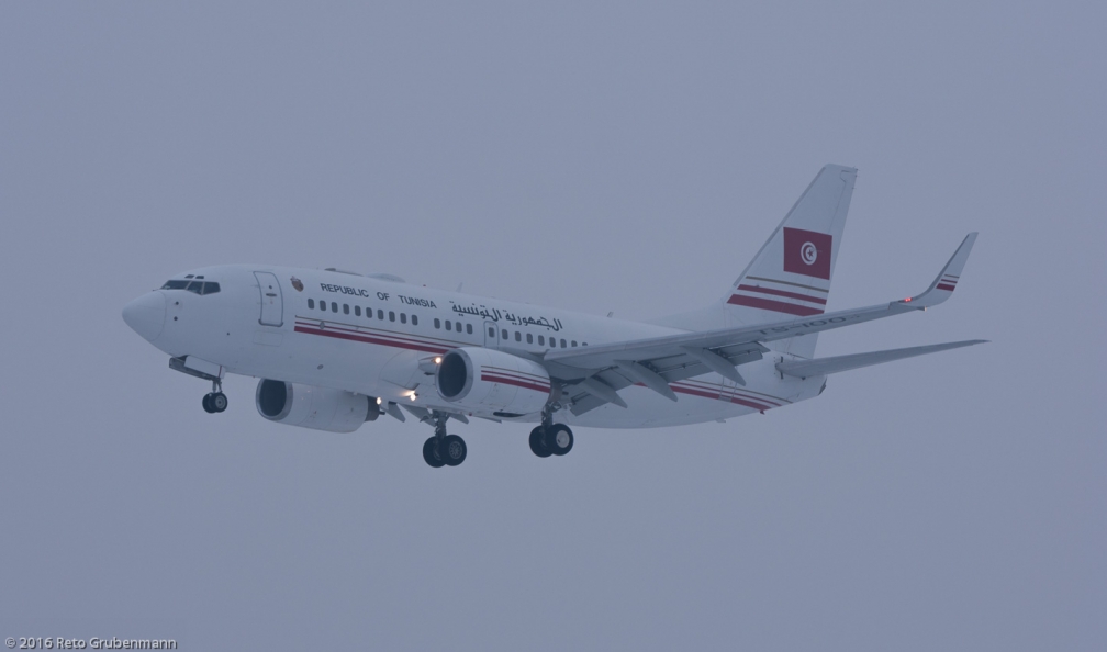 RepublicOfTunisia_B737_TS-IOO_ZRH160120
