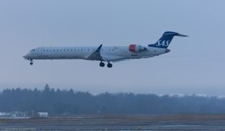 ScandinavianAirlines_CRJ9_OY-KFI_ZRH160121