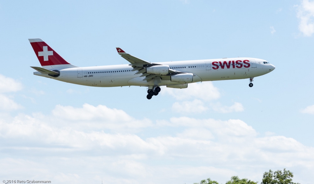 Swiss_A343_HB-JMD_ZRH160703