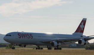 Swiss_A343_HB-JMD_ZRH160704