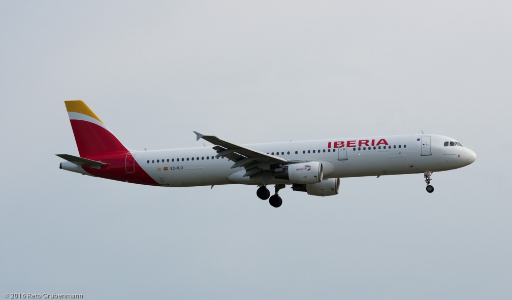 Iberia_A321_EC-ILO_ZRH160730