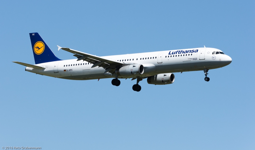 Lufthansa_A321_D-AIRC_ZRH160730