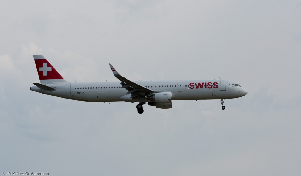 Swiss_A321_HB-IOO_ZRH160730