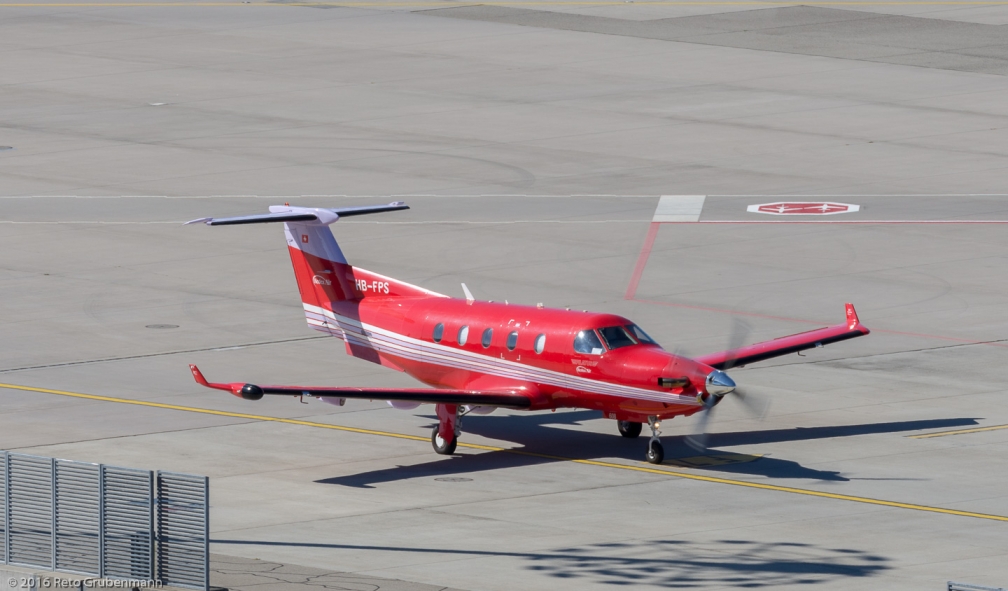 Redexair_PC12_HB-FPS_ZRH160813
