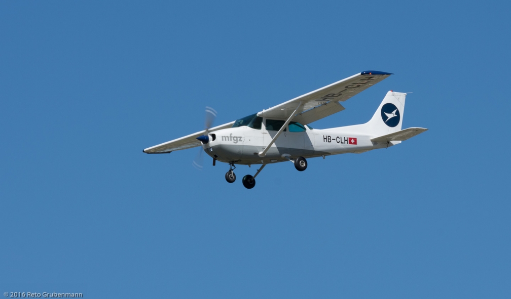 MotorfluggruppeZürich_C172_HB-CLH_ZRH160814