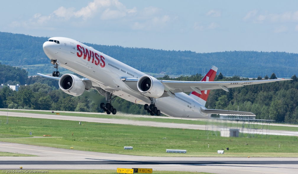 Swiss_B77W_HB-JNF_ZRH160814