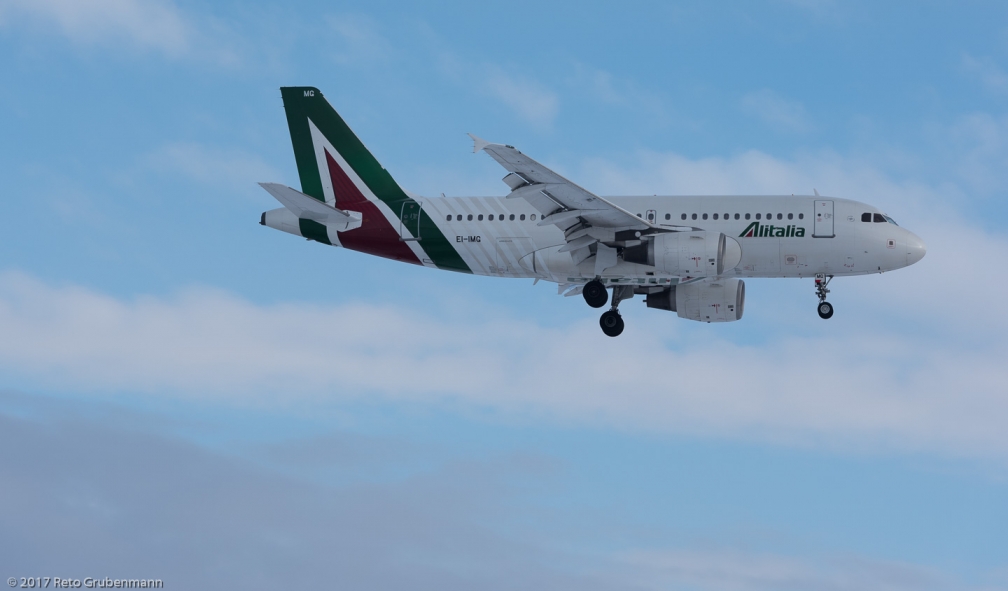 Alitalia_A319_EI-IMG_ZRH170116