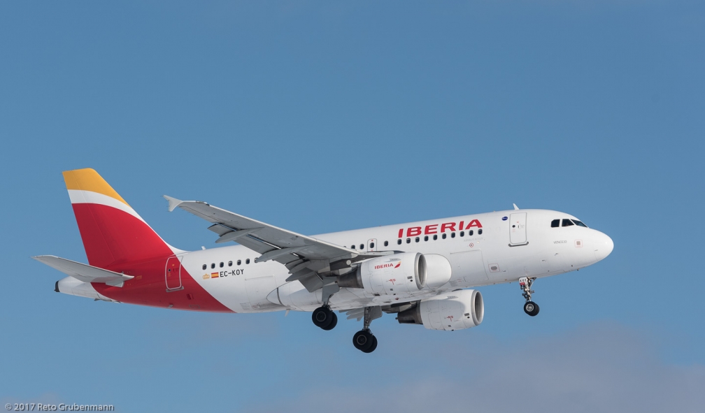 Iberia_A319_EC-KOY_ZRH170116