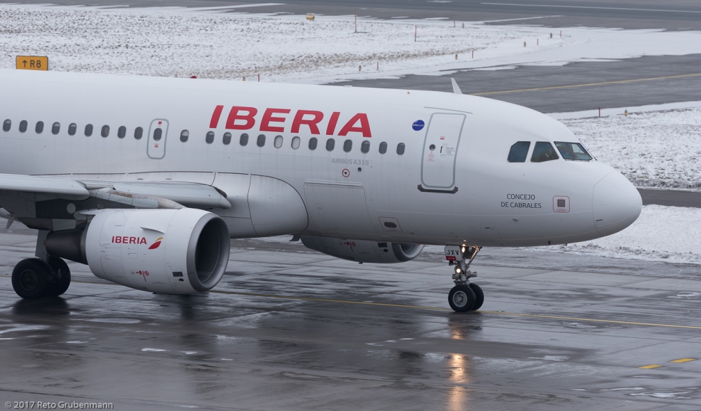 Iberia_A319_EC-JXV_ZRH170120