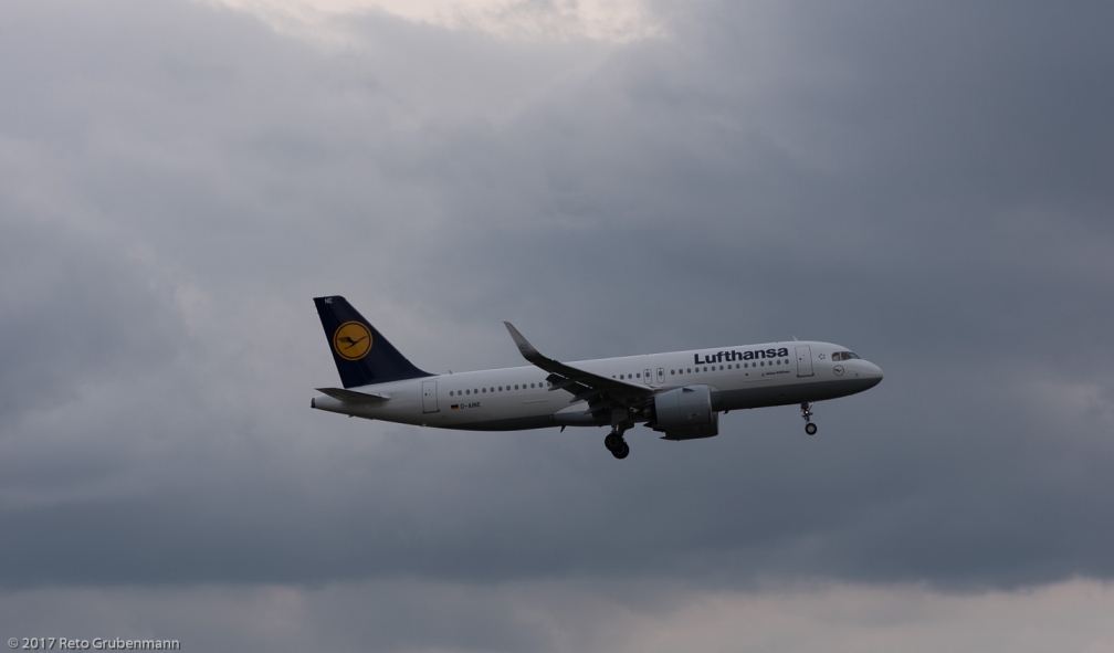 Lufthansa_A320_D-AINE_ZRH170321