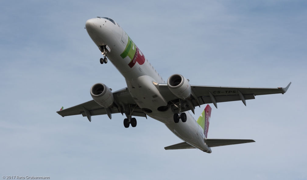 TAPExpress_E190_CS-TPS_ZRH170410